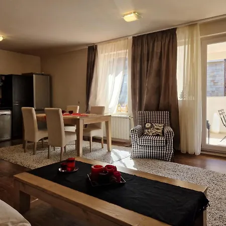 Lägenhet Royal Towers - 2bd Flat With Parking By Flat Mаnager *